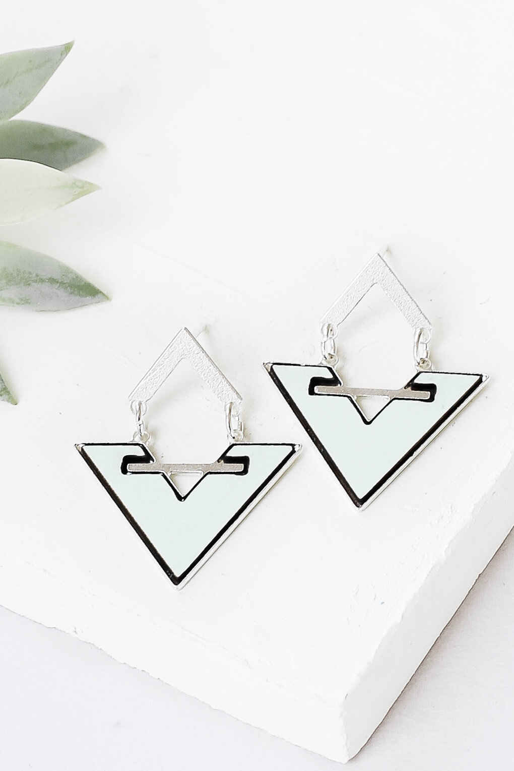 fender-earrings-0340702-13