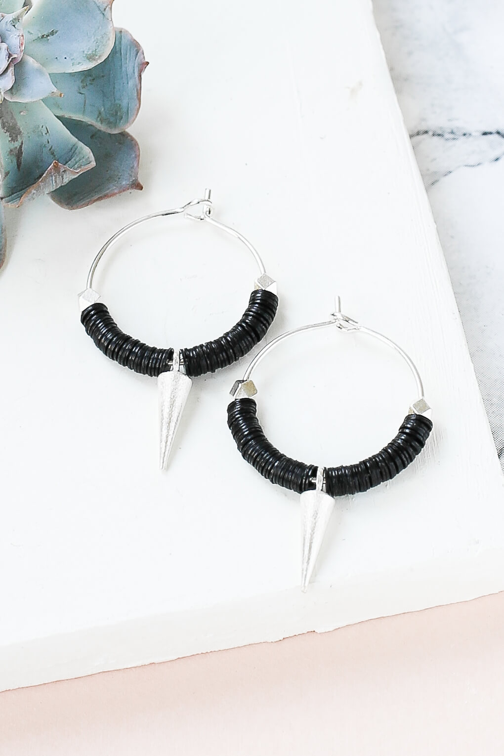 spike-hoop-earrings-0341122-8