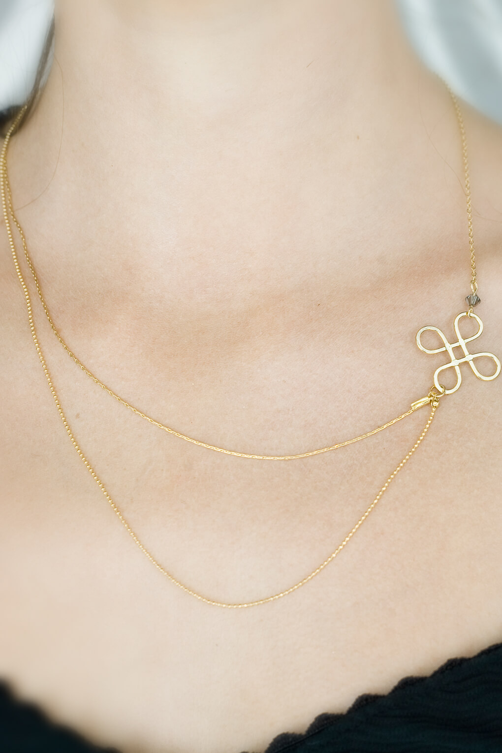 139622-A – Symmetric Necklace with Loop Element-2