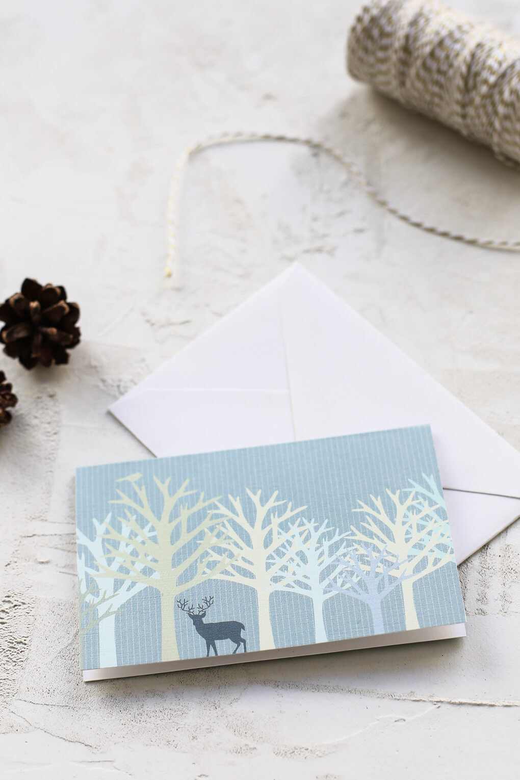 2014049-Scandinavian Design Notecard – Deer in the Woods-2