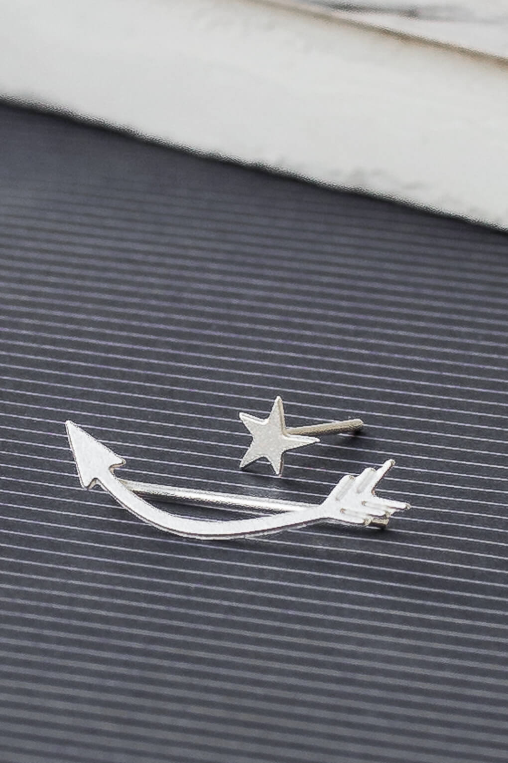 398892-Arrow Ear Climbers-8