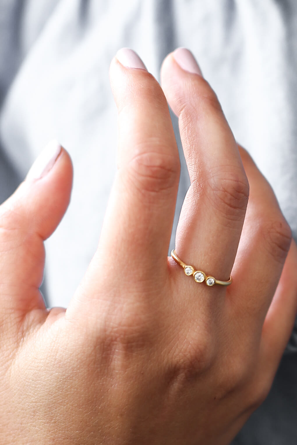 round three stone ring-7