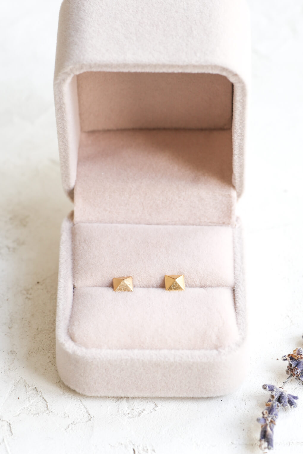Fame Post Earrings (2)