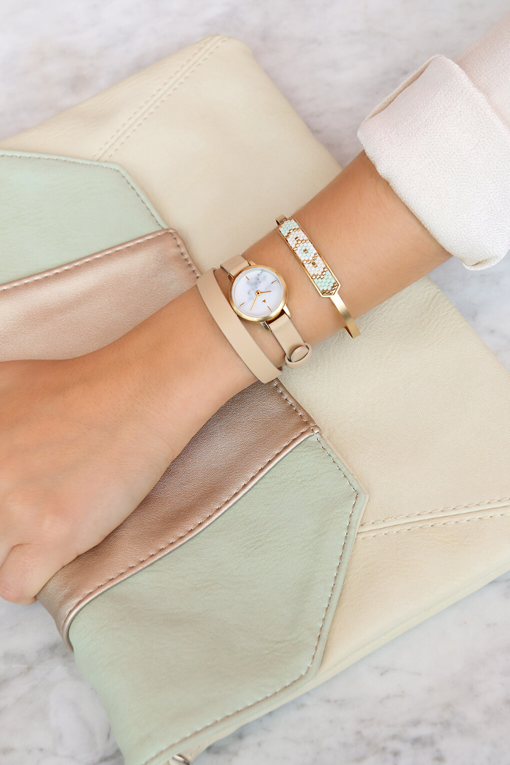 nude_marble_and_gold