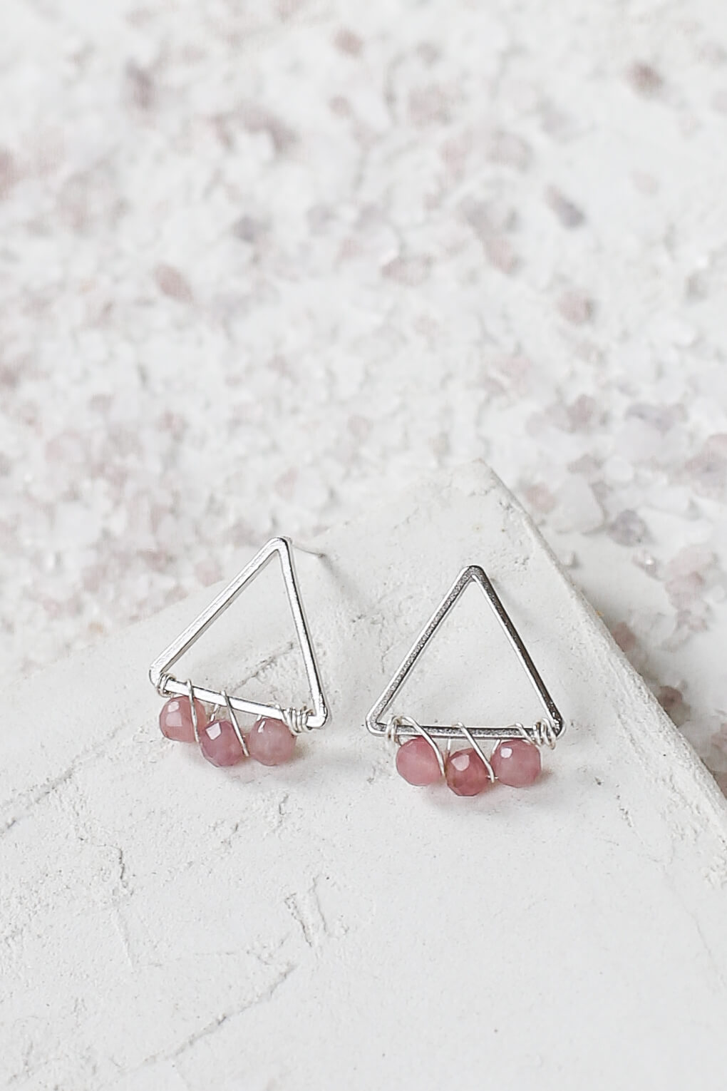 342482-Snow Triangle Earringe-8