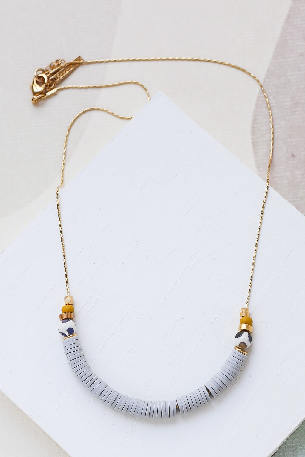 121322-Pigment Necklace-3