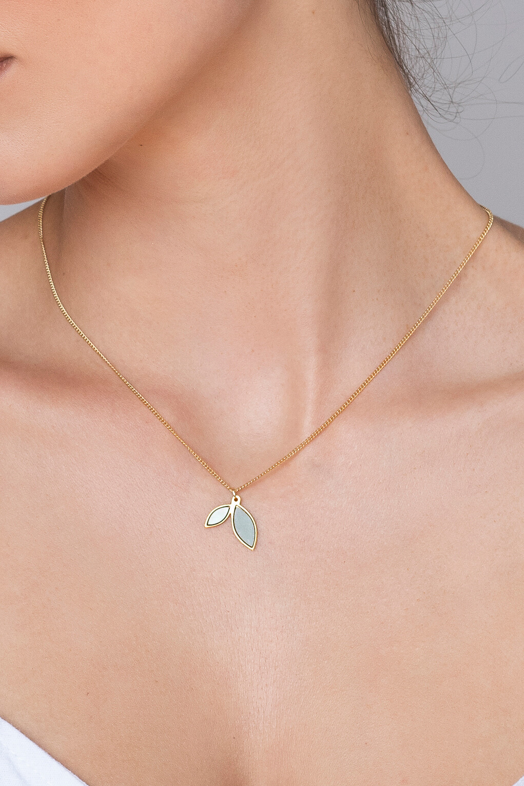 121452-Louise Necklace-2