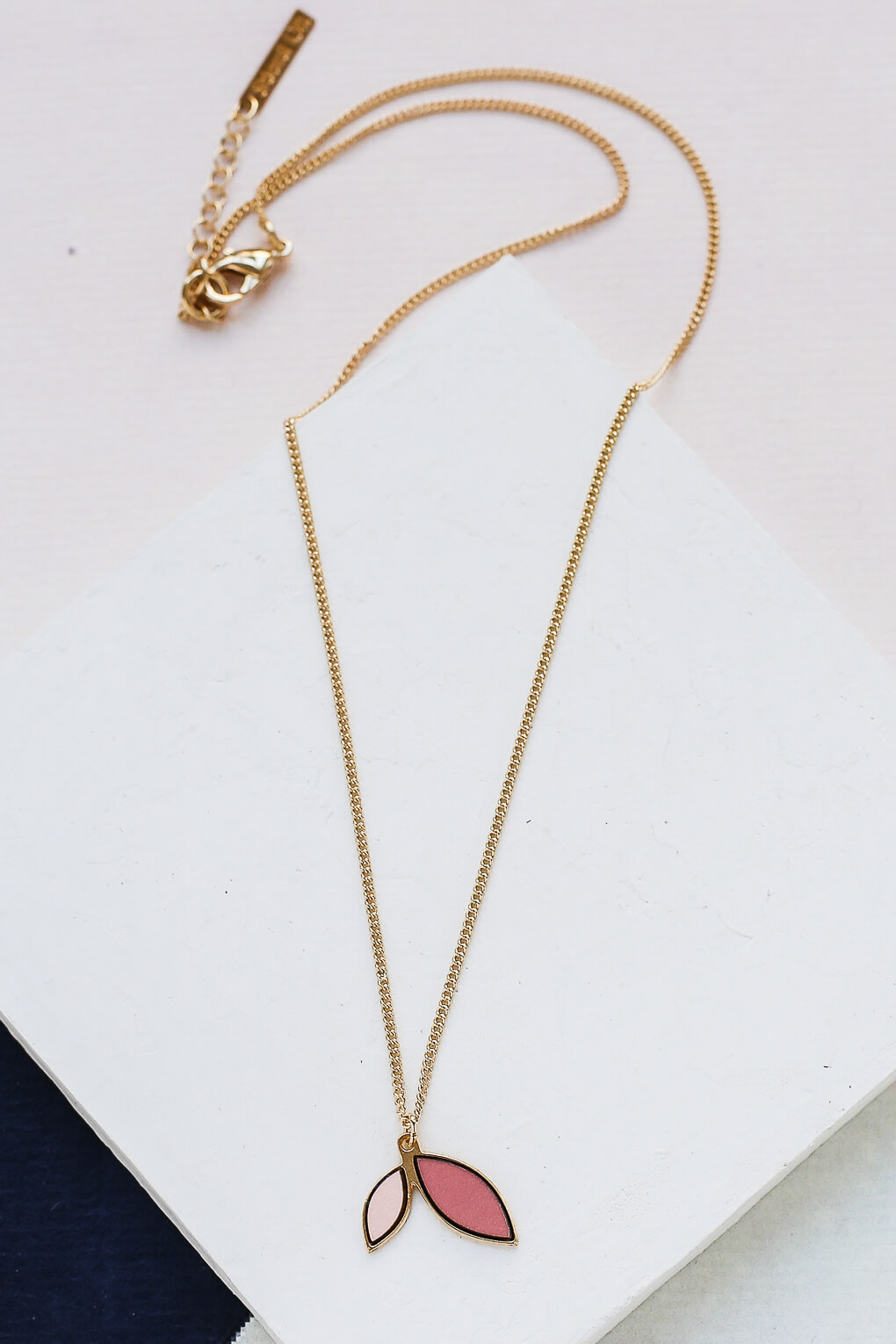 121452-Louise Necklace-3