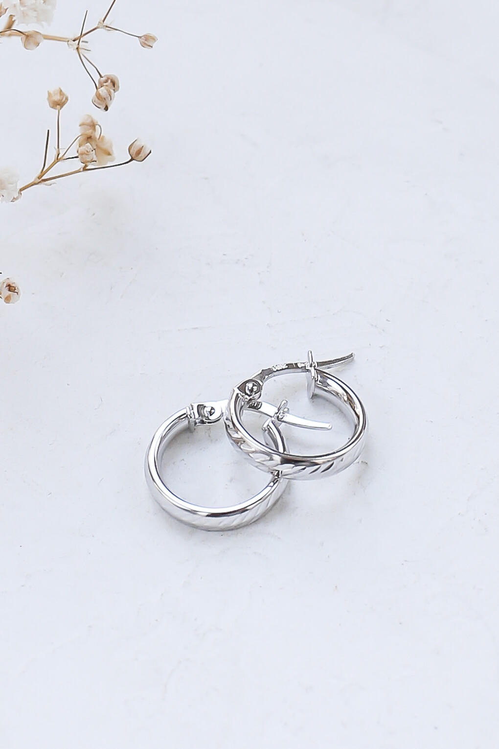 Cassie Earrings in 14K gold white gold 0344572