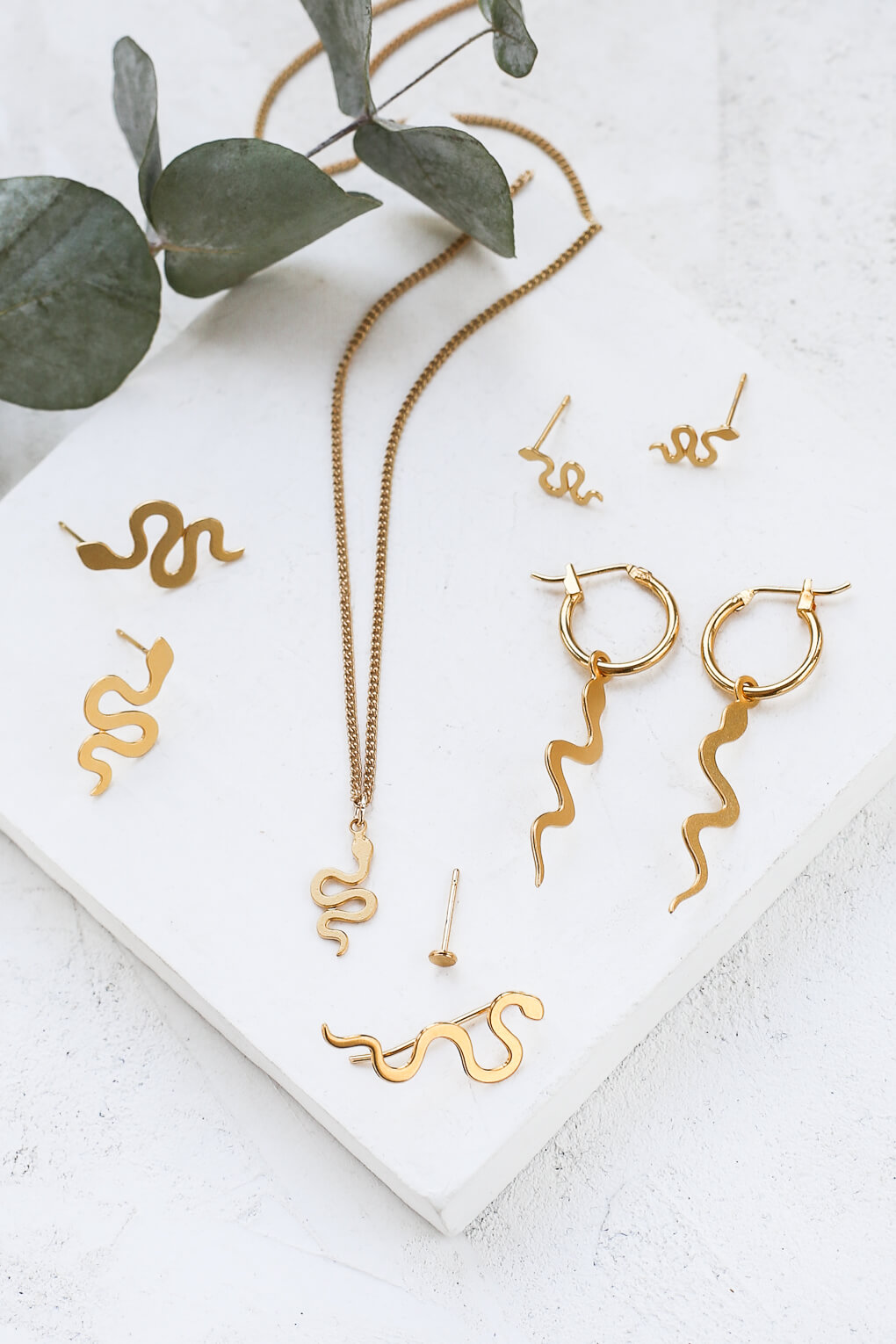 0344142-Tiny Snake Earrings-3