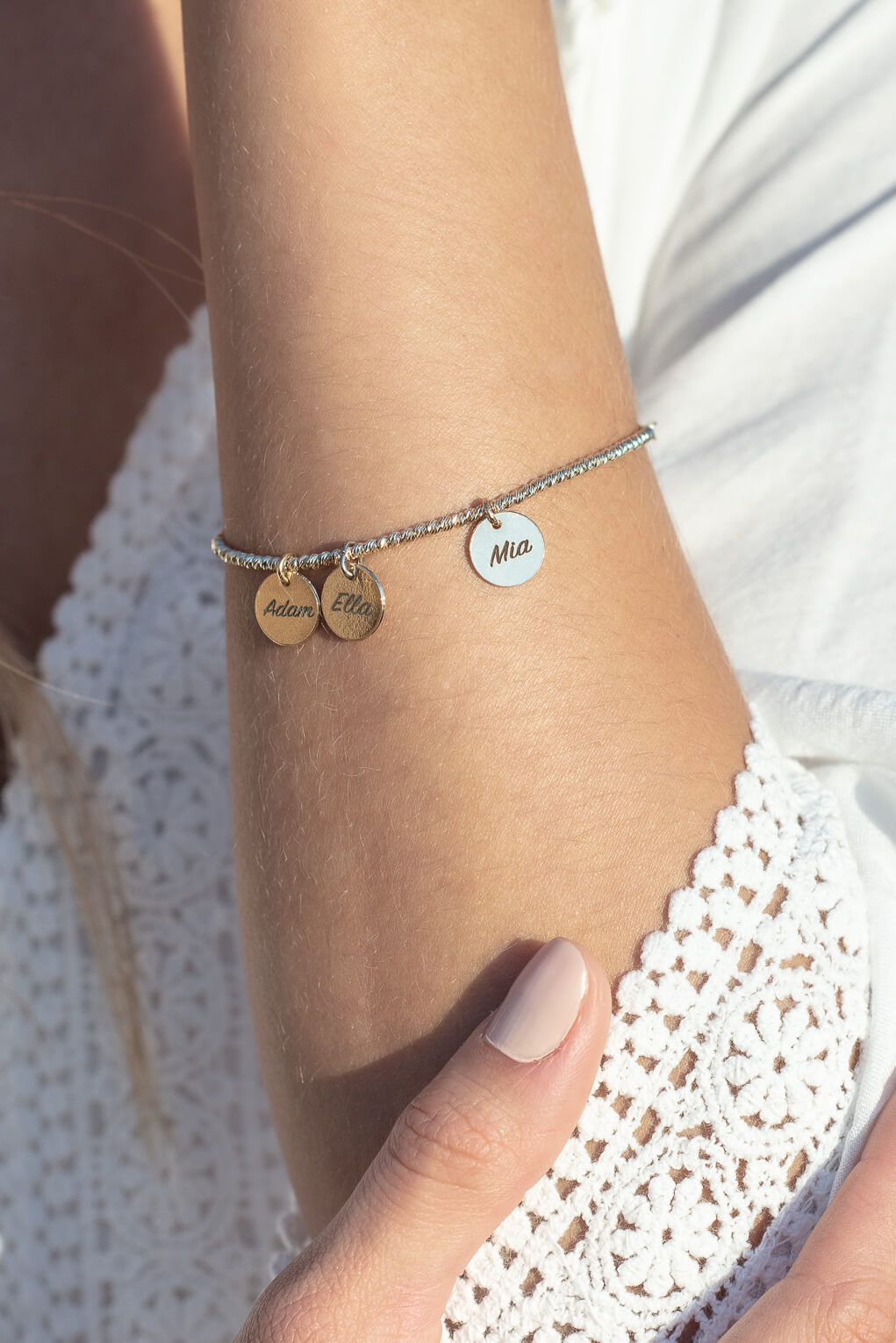 0262432-Custom Engraved 14K gold sparkling bracelet – Hebrew-1