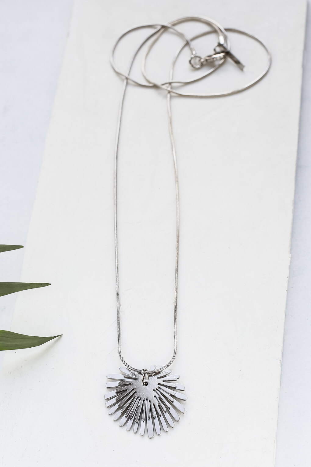 0122332-Long Palma Necklace-5