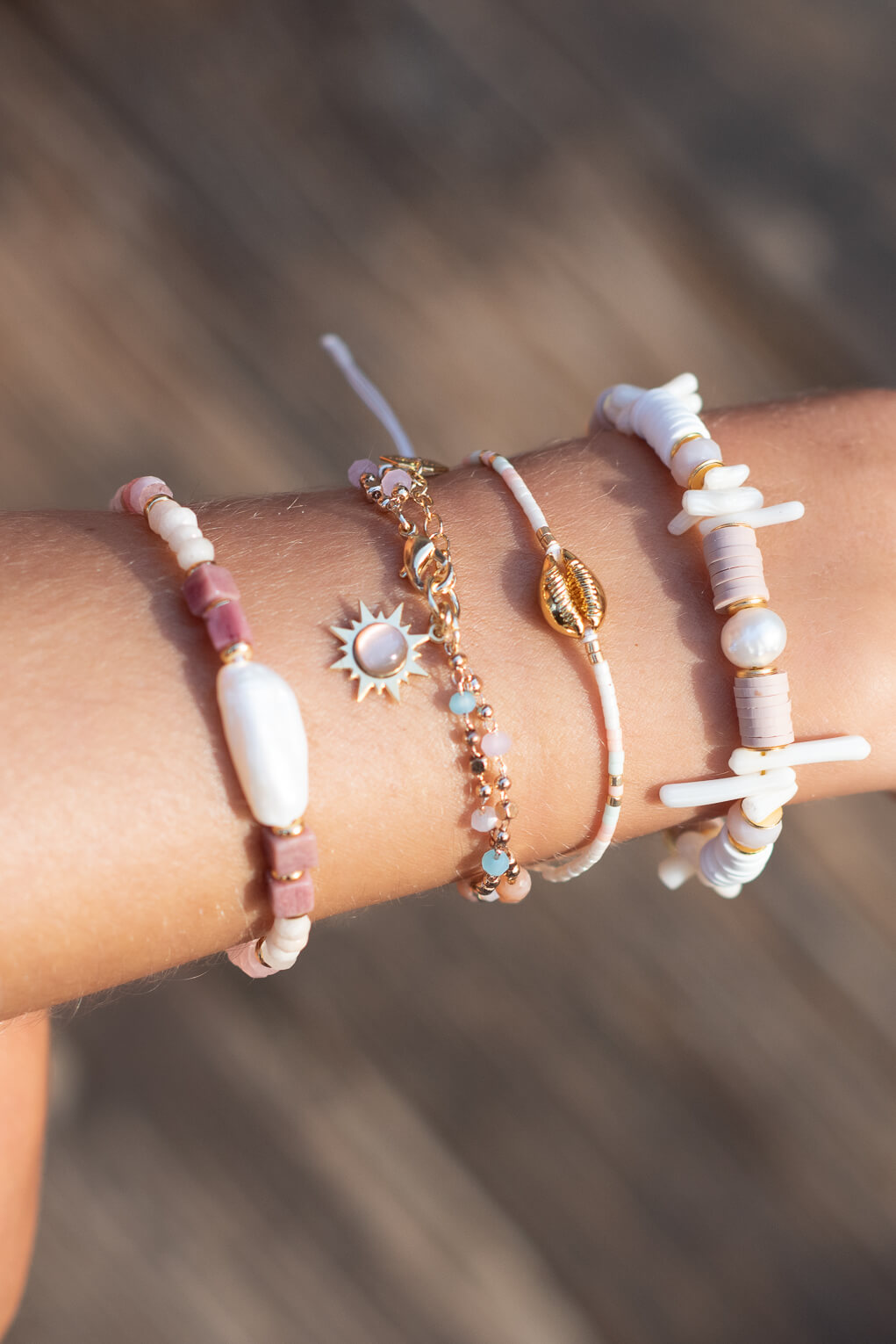 0262302-Sol Bracelet-1