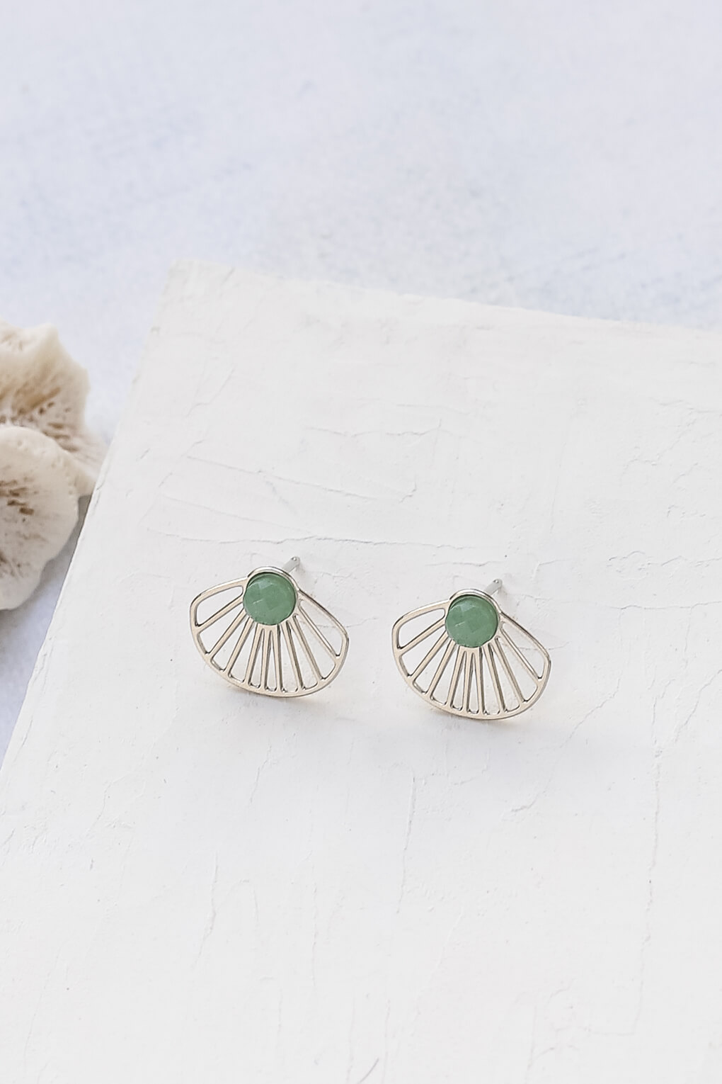 0345222-Belize Post Earrings-12
