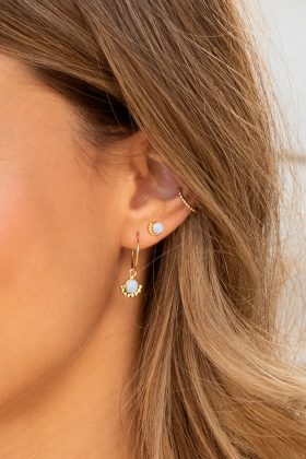 flor hoop earrings