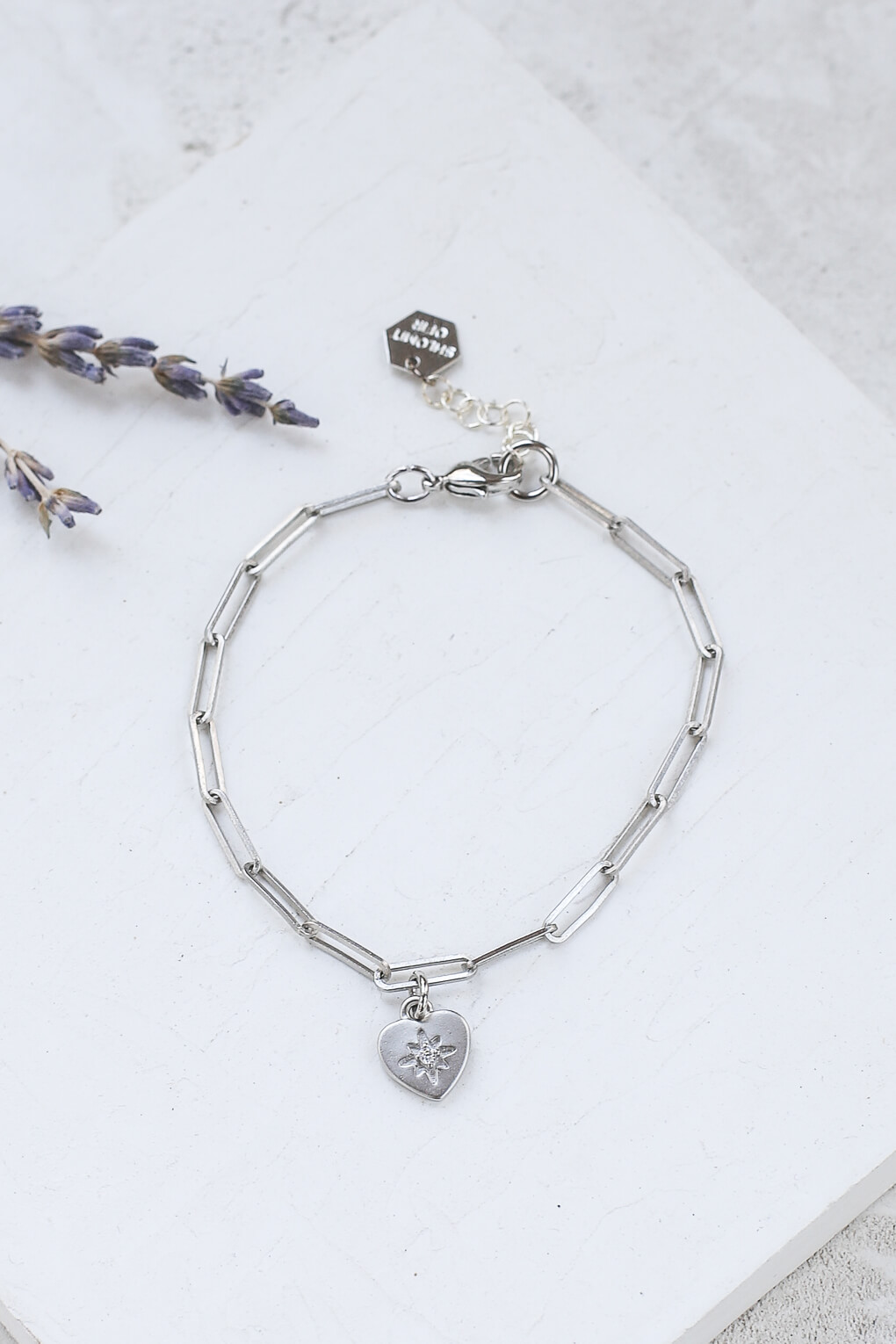 0262492-Amour Bracelet-3